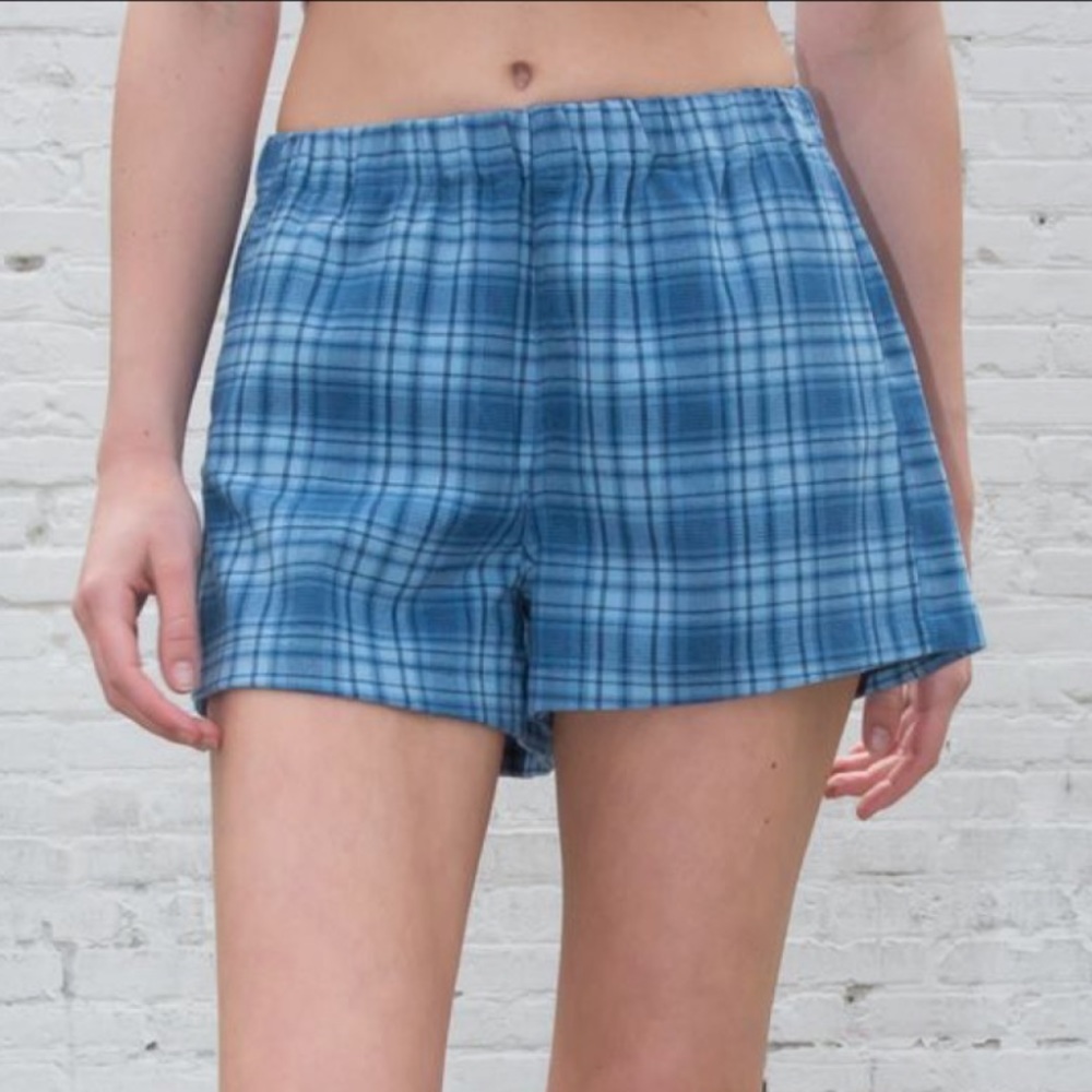 Brandy Melville shorts!!!